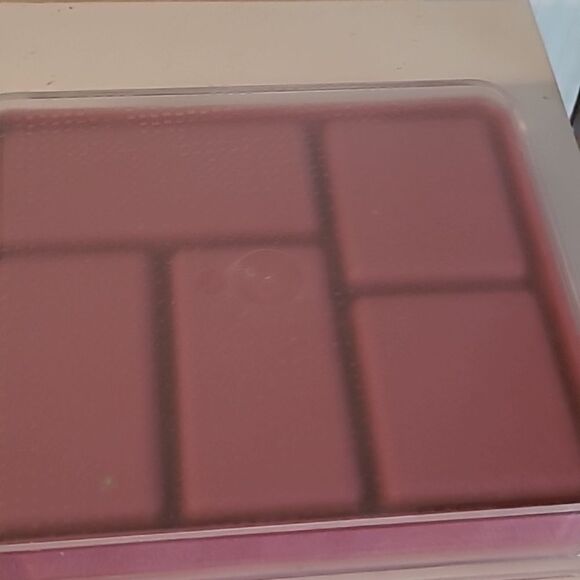 Clear and Pink Divided Storage Box - Picture 6 of 6